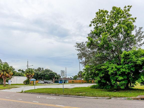 4th image of  N 17th Street