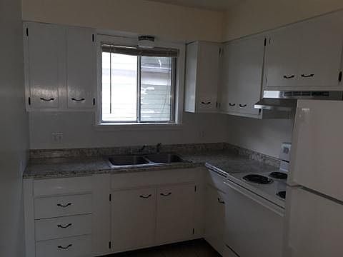 2nd image of 102 Stinard Ave #10