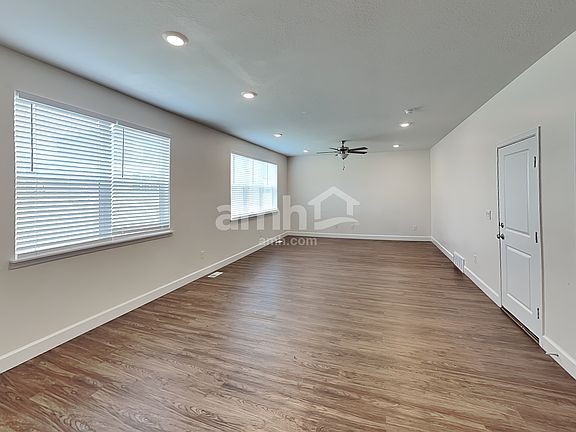 5th image of 2367 E Wild Horse Way
