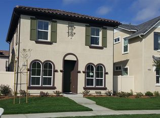 551 Nile River Dr, Oxnard, CA 93036