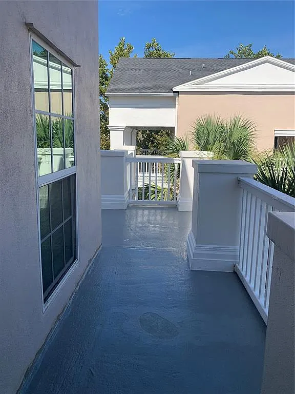 1 bed, 1.0 bath, 830 sqft, $1,750 — Photo 1