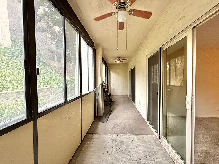 2522 Clairemont Dr #103 — Photo 9