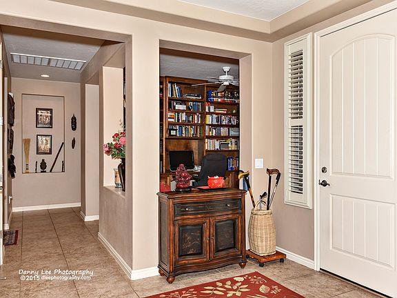 3rd image of 2938 E Autumn Rose Dr