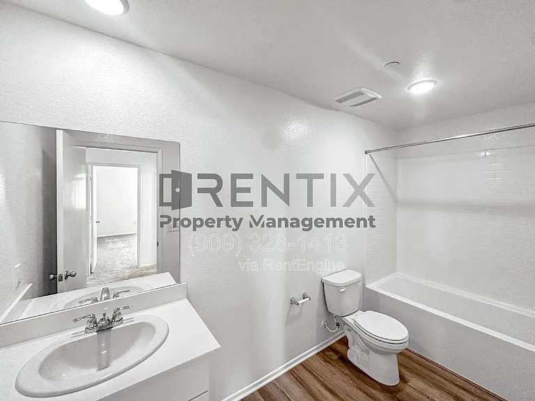 15739 Yosemite St — Photo 24