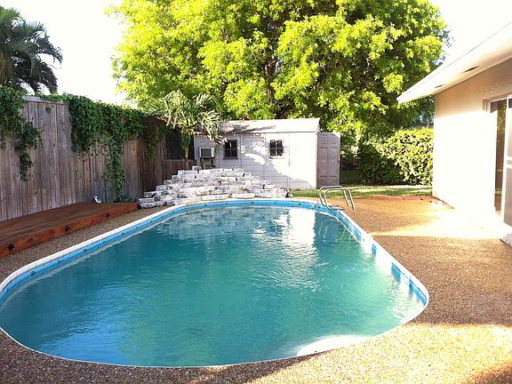 4th image of 9545 Tiffany Dr