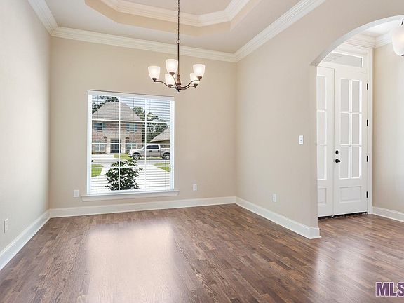 3rd image of 18130 River Landing Dr
