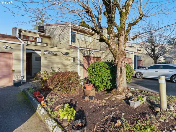 345 SE 146th Ave #9, Portland, OR 97233