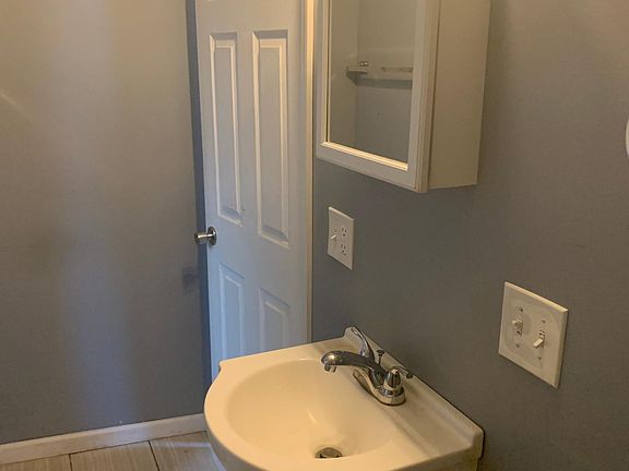 2nd image of 249 Liberty St #3
