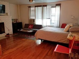 Rented by Brooklyn Heights Real Estate Inc