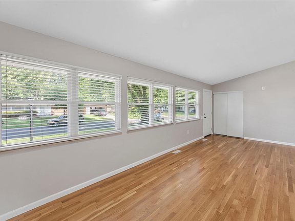 3rd image of 1530 Hialeah Pl