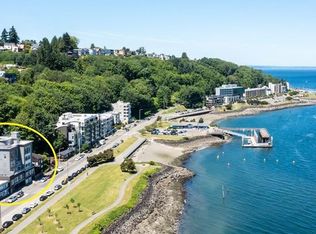 17 Harbor Ave SW #302, Seattle, WA 98126