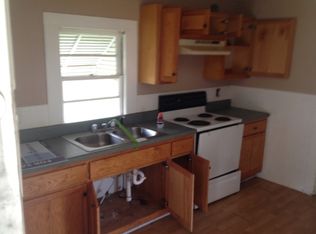408 Stokes St, Burlington, NC 27215