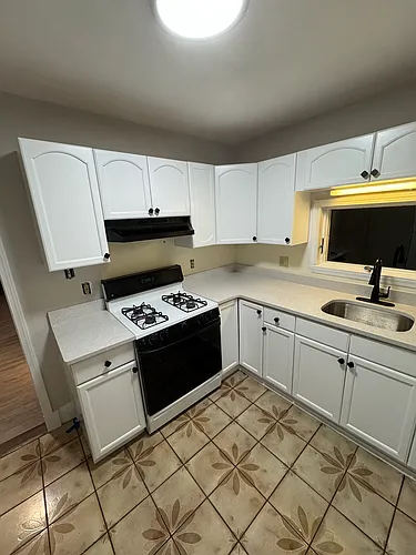 481 Revere St #2 Photo 1
