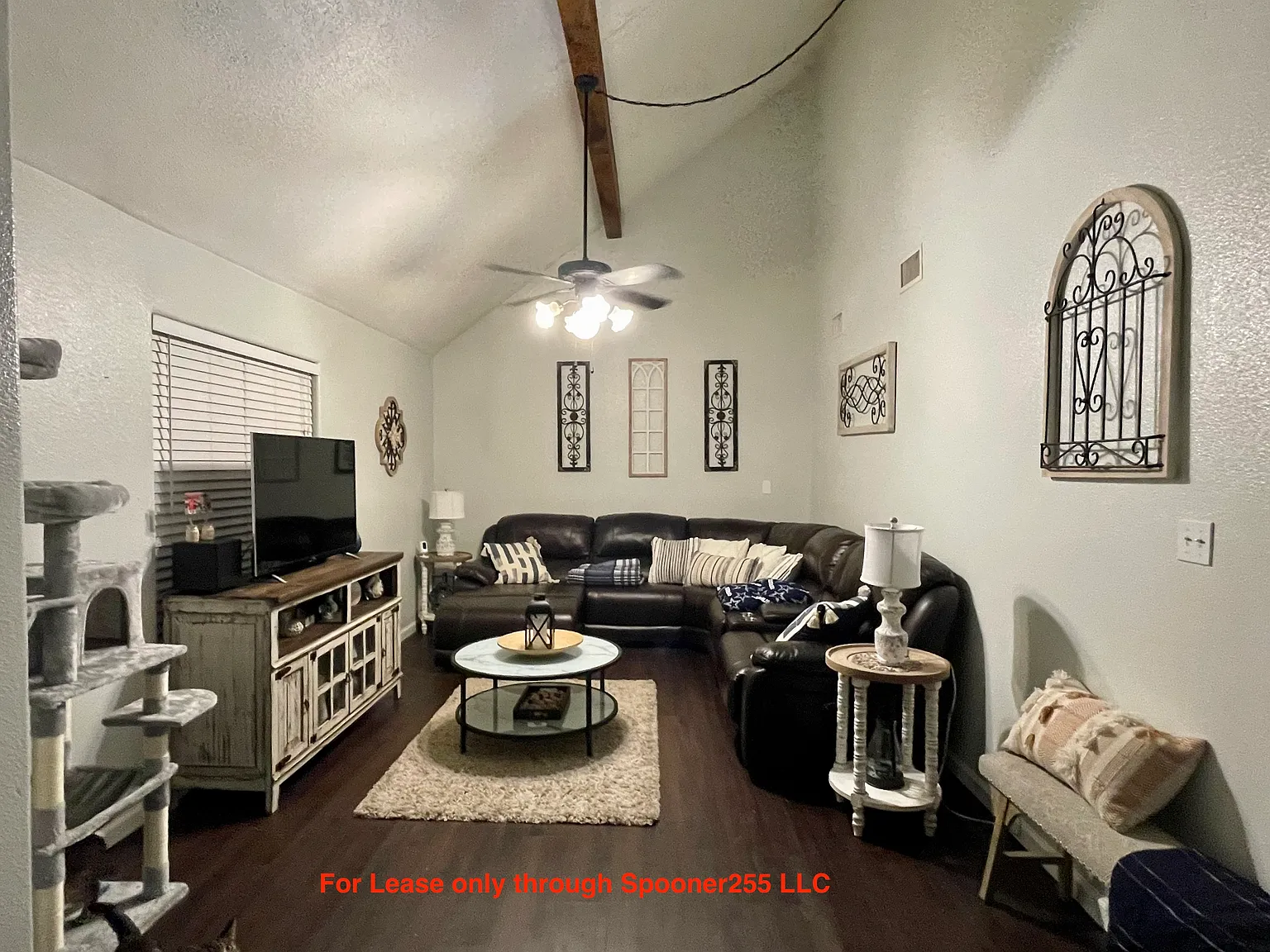 3 bed, 1550 sqft, $1,750 — Photo 1