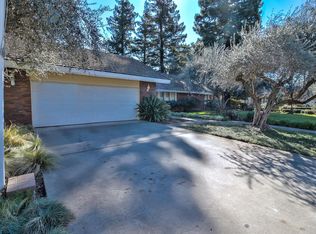 1752 Haggin Grove Way, Carmichael, CA 95608