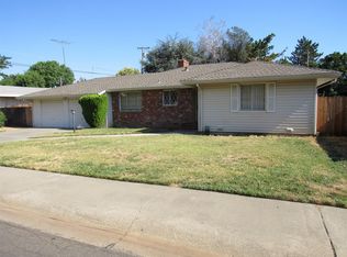302 W Casa Linda Dr, Woodland, CA 95695