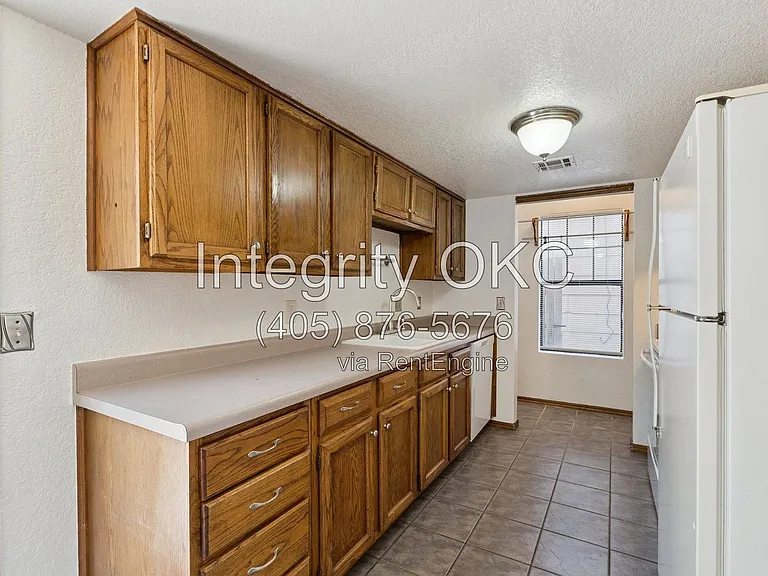 413 Manner Park Ave — Photo 40