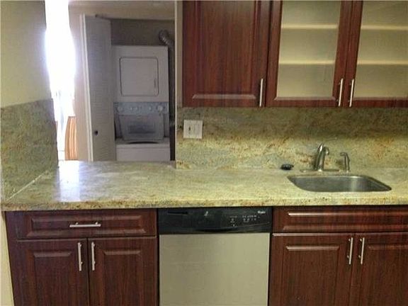 5th image of 19101 NE 36th Ct APT 2603