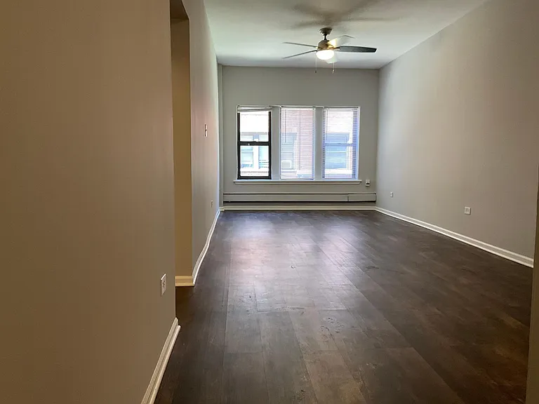 831 W Sunnyside Ave #103 — Photo 14