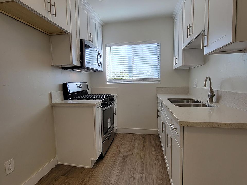 1st image of 7733 S Newlin Ave #C