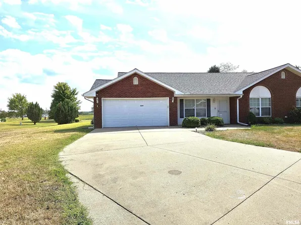 3209 Cherokee Dr, Marion, IL 62959
