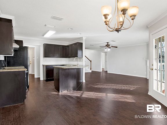 5th image of 2910 Scott Plantation Dr E