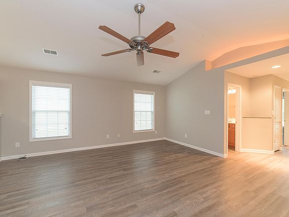 4th image of 3052 Trailwood Ln