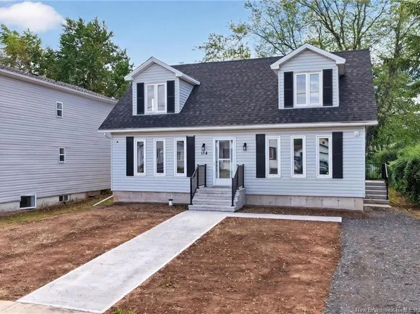 134 Waverley Ave, Moncton, NB E1C 7V2