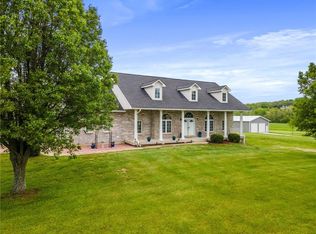 11511 S Hunt Rd, Lone Jack, MO 64070