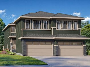 10711 98th Ave, Morinville, AB T8R1E4
