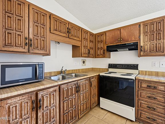 3rd image of 3645 N 69TH Avenue #73