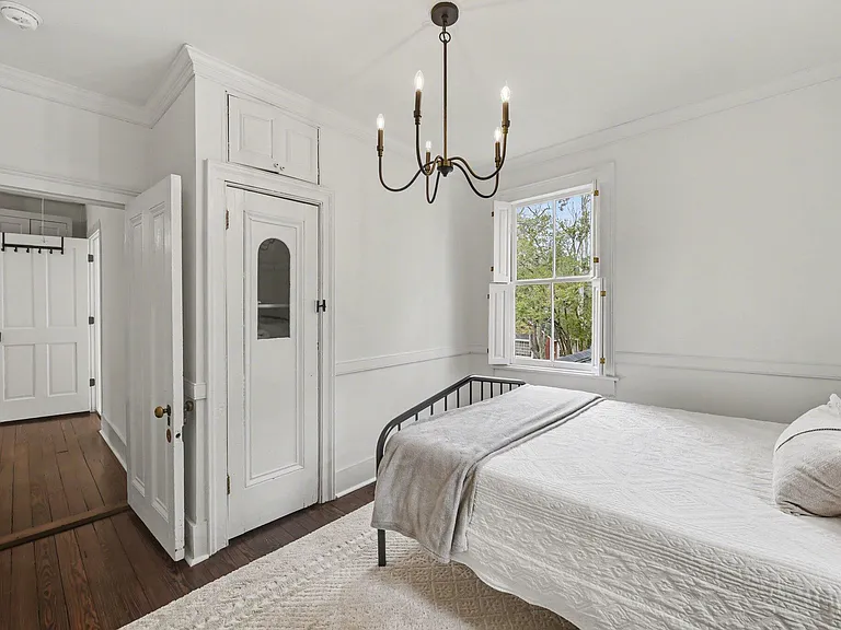 216 W Carolina Ave — Photo 33