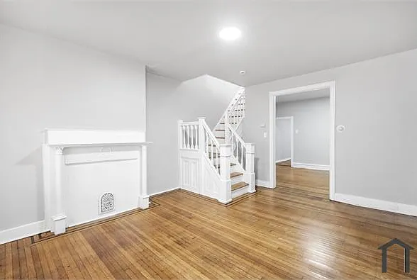 4 bed, 1258 sqft, $1,800 — Photo 4