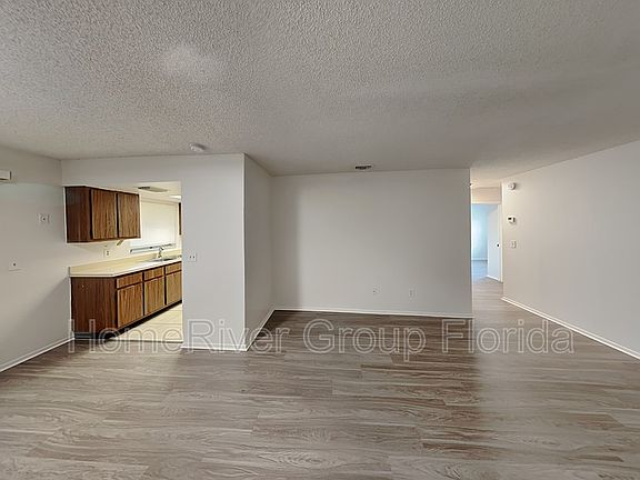 3rd image of 58 Las Brisas Ct