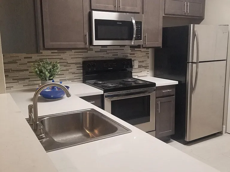 5501 Legacy Crescent Pl — Photo 8