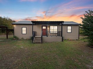 1217 Toth Rd, Ennis, TX 75119