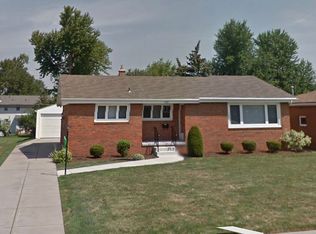 128 Noel Dr, Buffalo, NY 14221