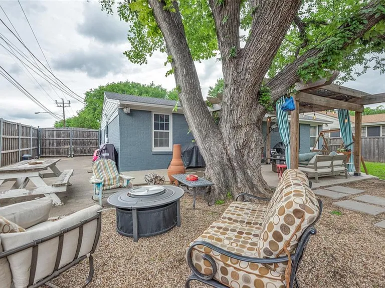3704 Park Ln — Photo 22