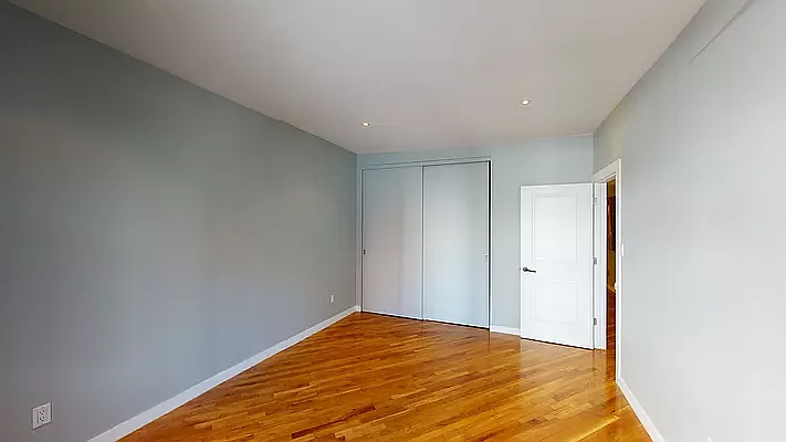 Rented by SERHANT. | media 9