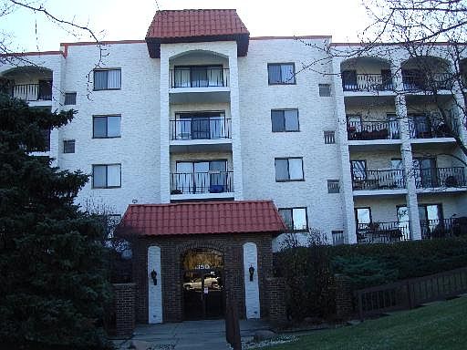 1st image of 350 Plum Creek Dr APT 304