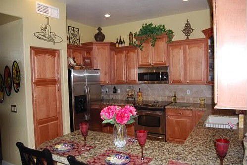 4th image of 3800 S Cantabria Cir Unit 1114