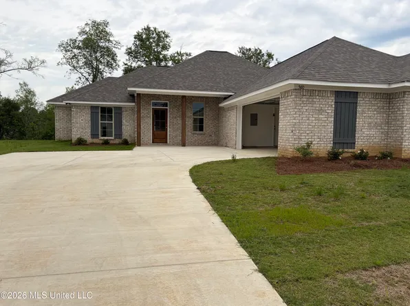 560 Patrick Farms Dr, Pearl, MS 39208