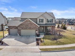 3218 W Cypress Creek Dr, Dunlap, IL 61525