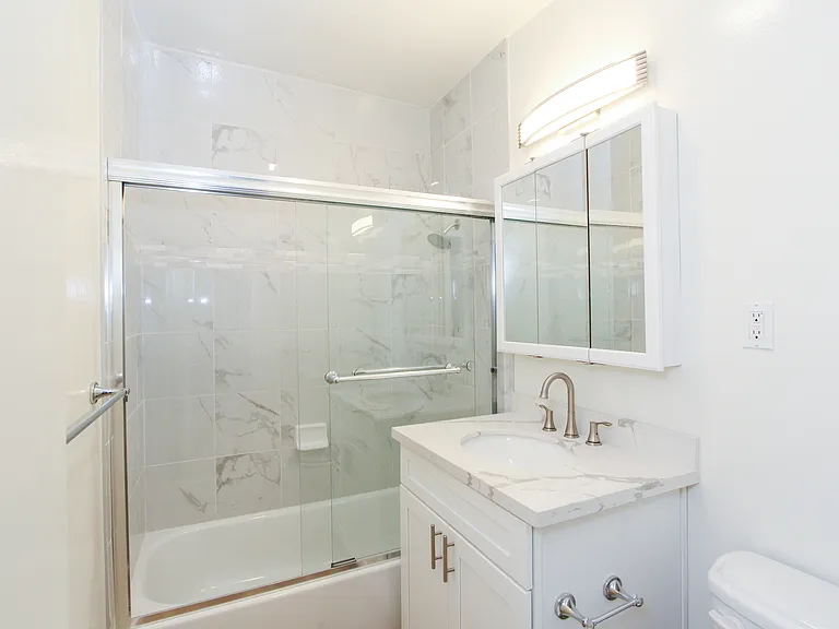 1817 Corinth Ave #8 — Photo 7