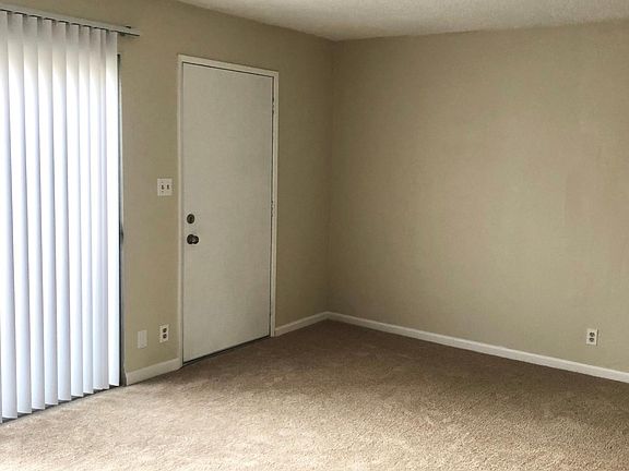 2nd image of 240 16th Pl APT 4