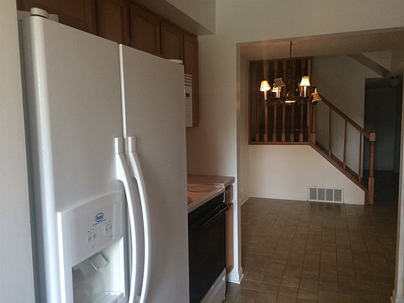 4th image of 5909 Allens Lake Ct