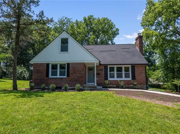 6140 Terrydale St, Overland Park, KS 66202