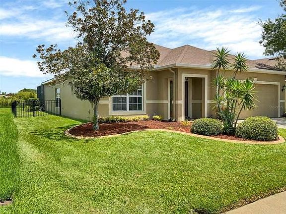 3rd image of 6051 Blue Sage Dr