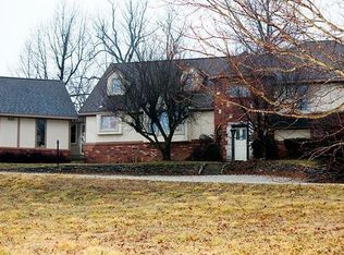 8485 N Farm Road 161, Springfield, MO 65803