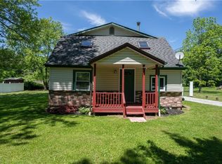 1727 Eastern Rd, Barberton, OH 44203